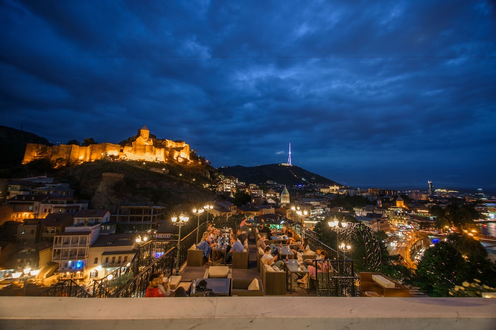 Tiflis Palace - 1