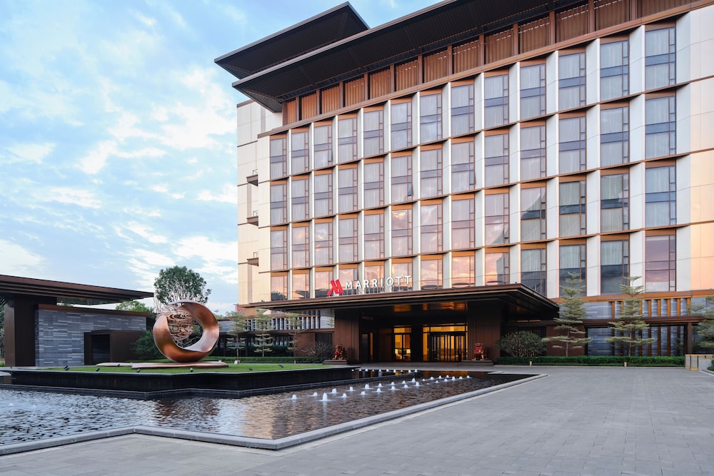 Guangzhou Marriott Hotel Baiyun - 1