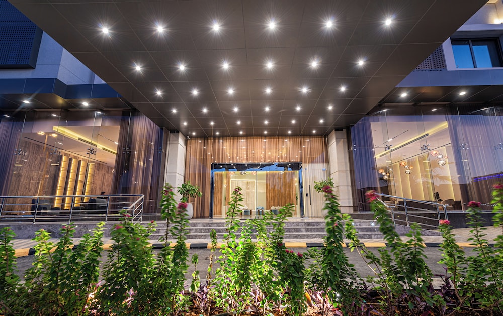 Voyage Hotel - 1