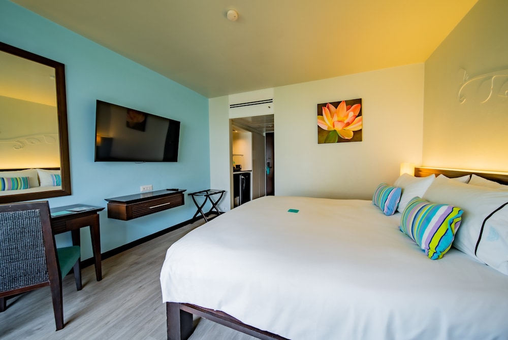 The Bayview Hotel Pattaya - 1