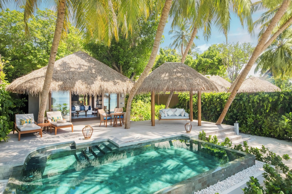 Baros Maldives - 1