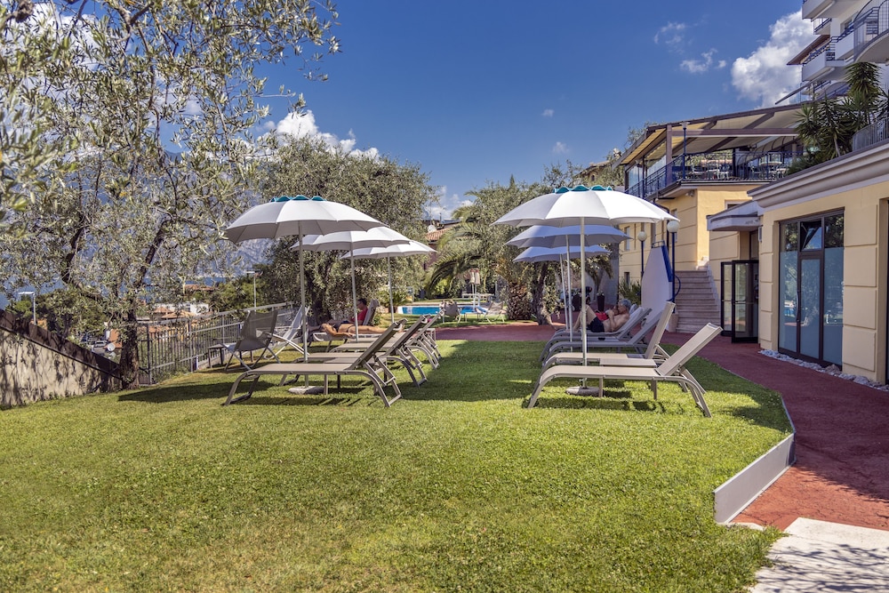 Hotel Capri - 1