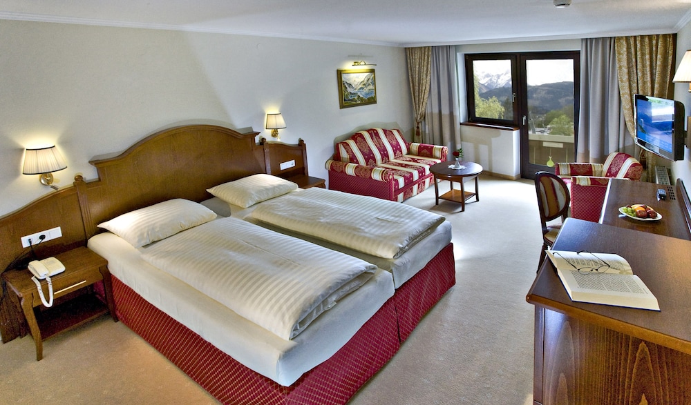 Hotel Berner Zell am See - 1
