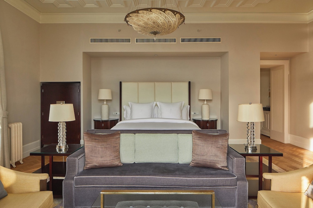 Four Seasons Gresham Palace - 1