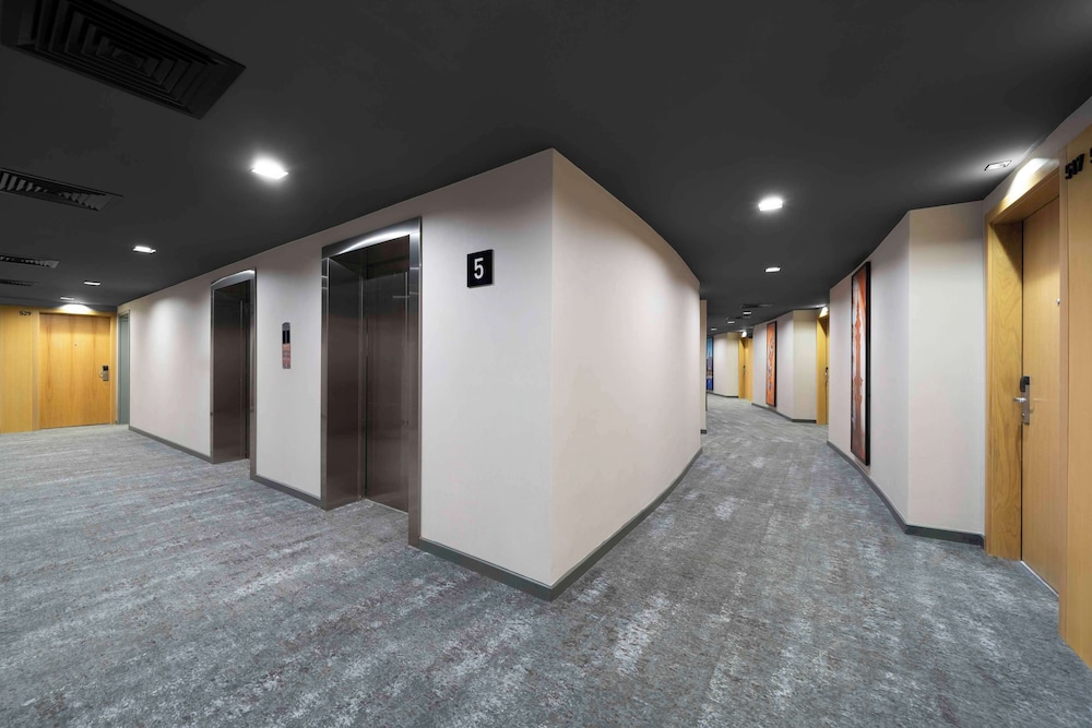 Park Inn by Radisson Makkah Thakher Algharbi - 1