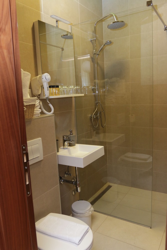 Hotel Logavina 8 - 1