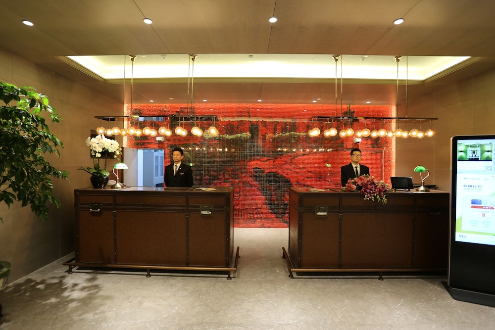 Metropolo Classiq Shanghai Nanjing Road East Hotel - 1