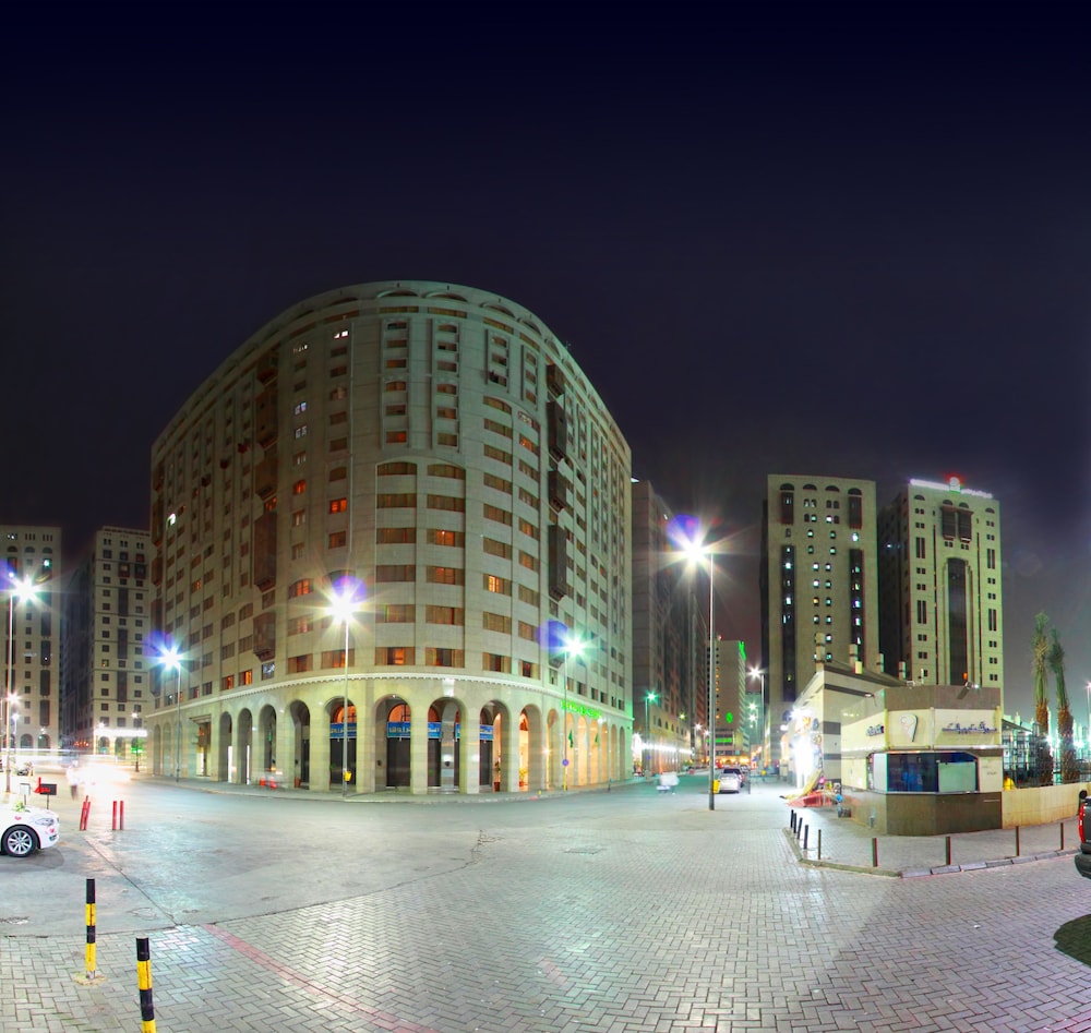 DALLAH TAIBAH HOTEL - 1