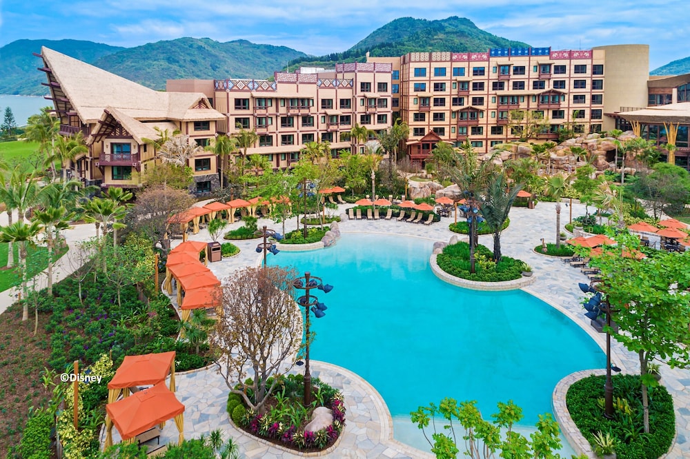 Disney Explorers Lodge - 1