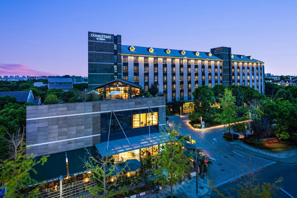 DoubleTree by Hilton Shanghai Hongqiao - 1