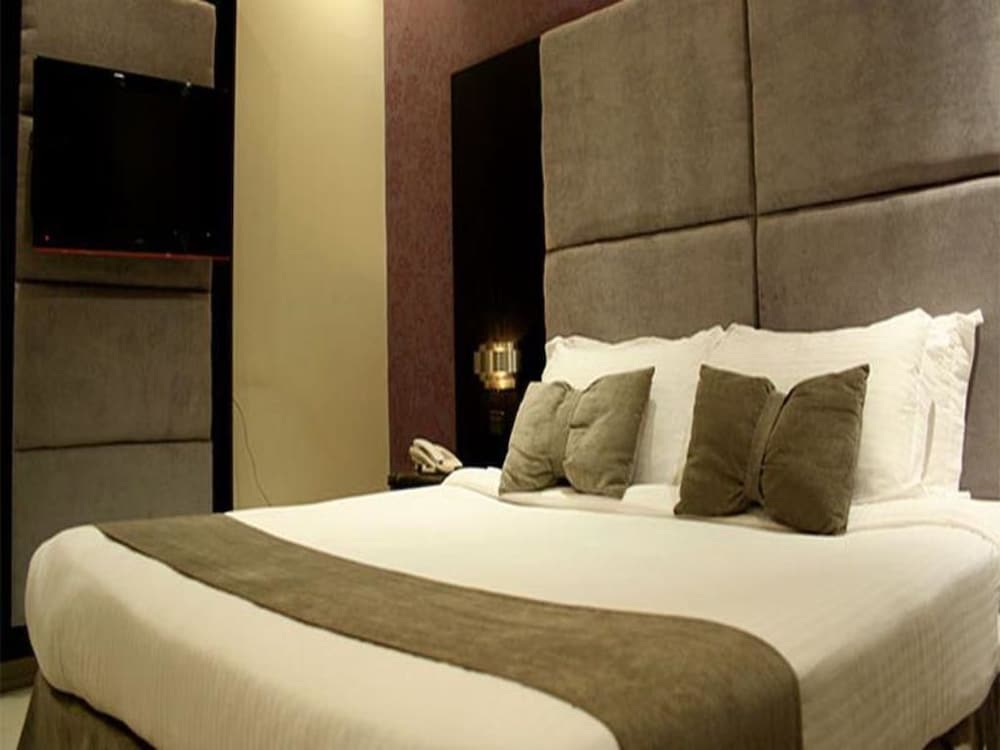 NAWARA MEDICAL CITY - 1