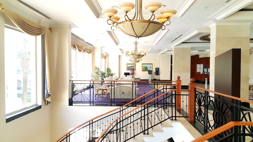 IC Hotels Airport - 1