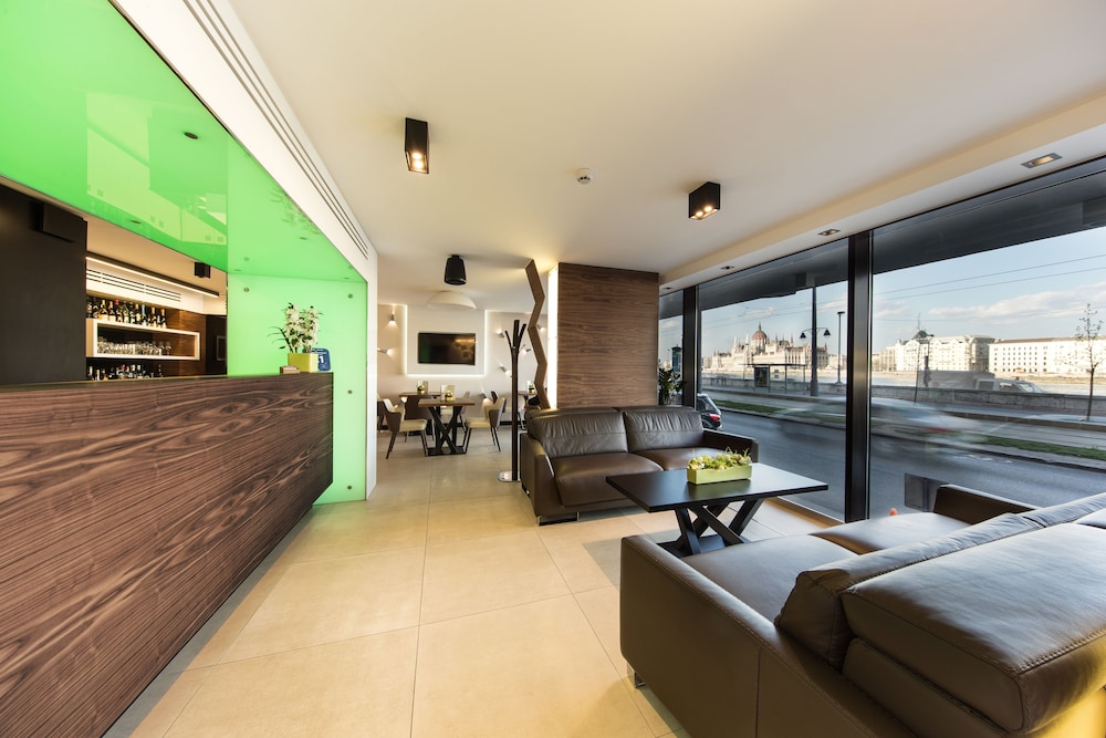 Boutique Hotel Victoria Budapest - 1