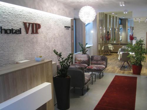 HOTEL VIP - 1