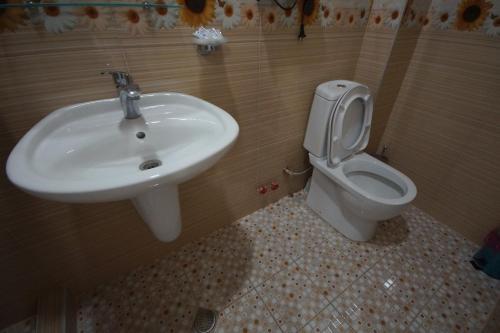 MARANI HOTEL - 1