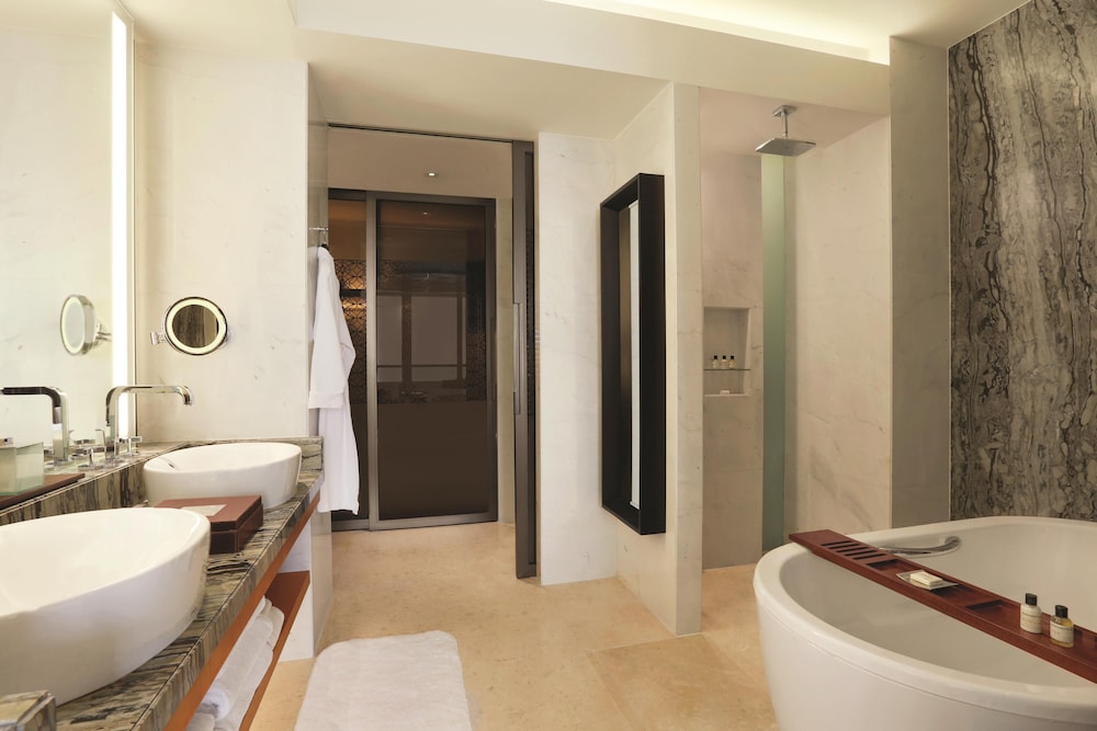 Park Hyatt Abu Dhabi Hotel & Villas - 1
