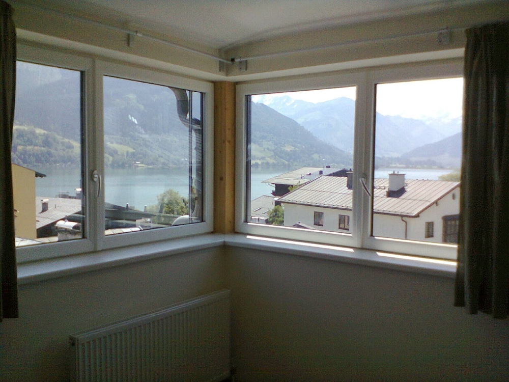 HOTEL TRAUBE - 1