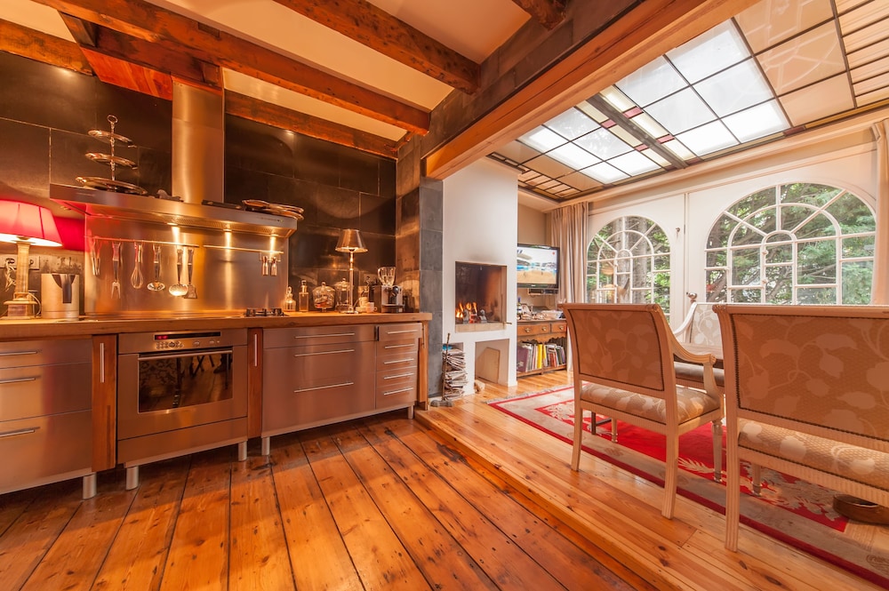 Breitner House - 1