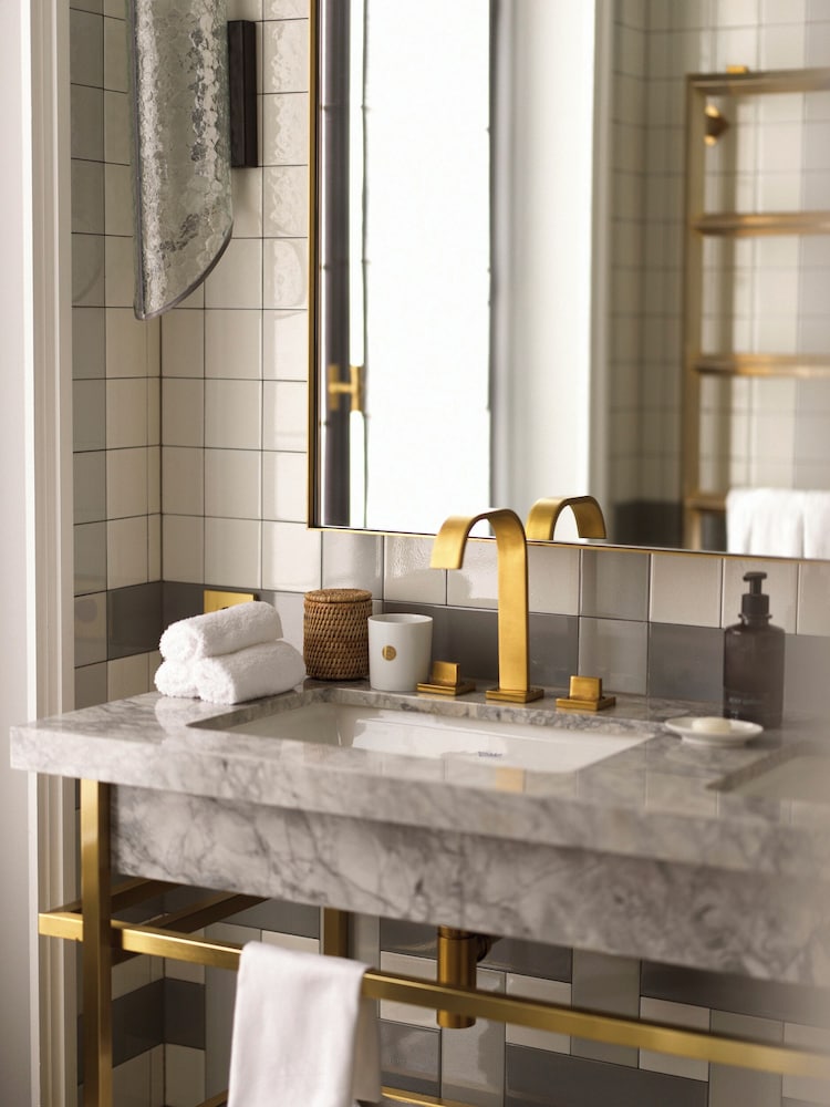 Nolinski Paris - Evok Collection - 1