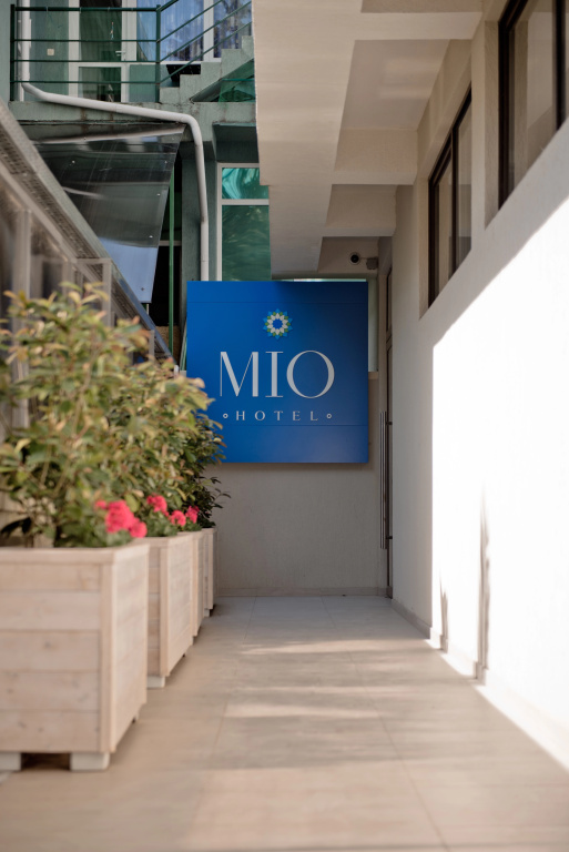 MIO HOTEL - 1