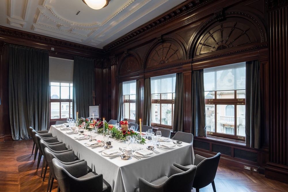 Grand Hotel Central - 1