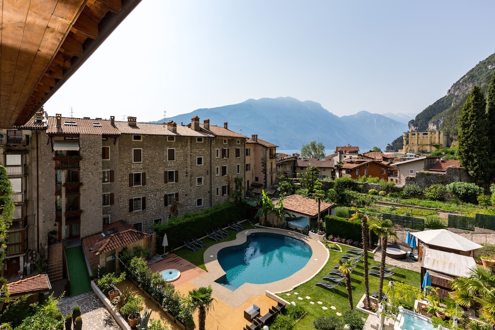 Hotel Canarino - 1