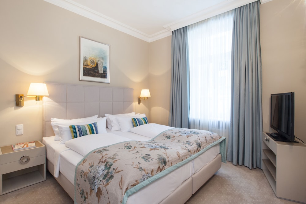Hotel an der Oper - 1