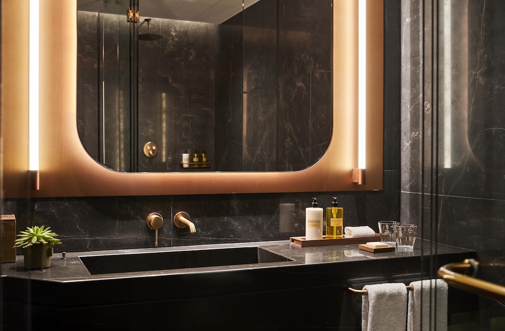 Thompson Madrid, by Hyatt - 1