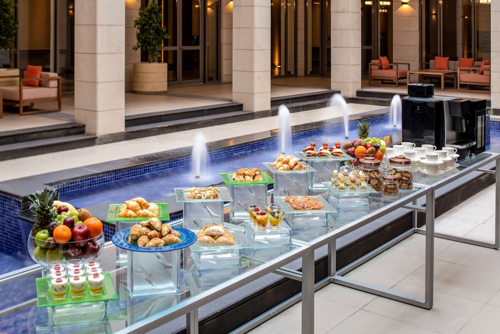 DoubleTree by Hilton Riyadh Financial District - 1