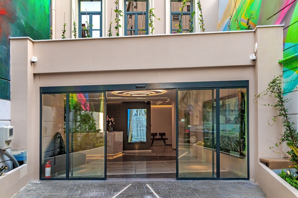 Hellenic Vibes Smart Hotel - 1