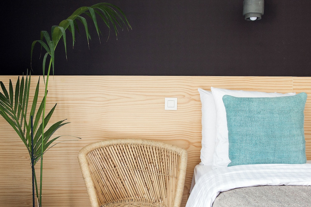 Latroupe Hotel Jardin Secret - 1