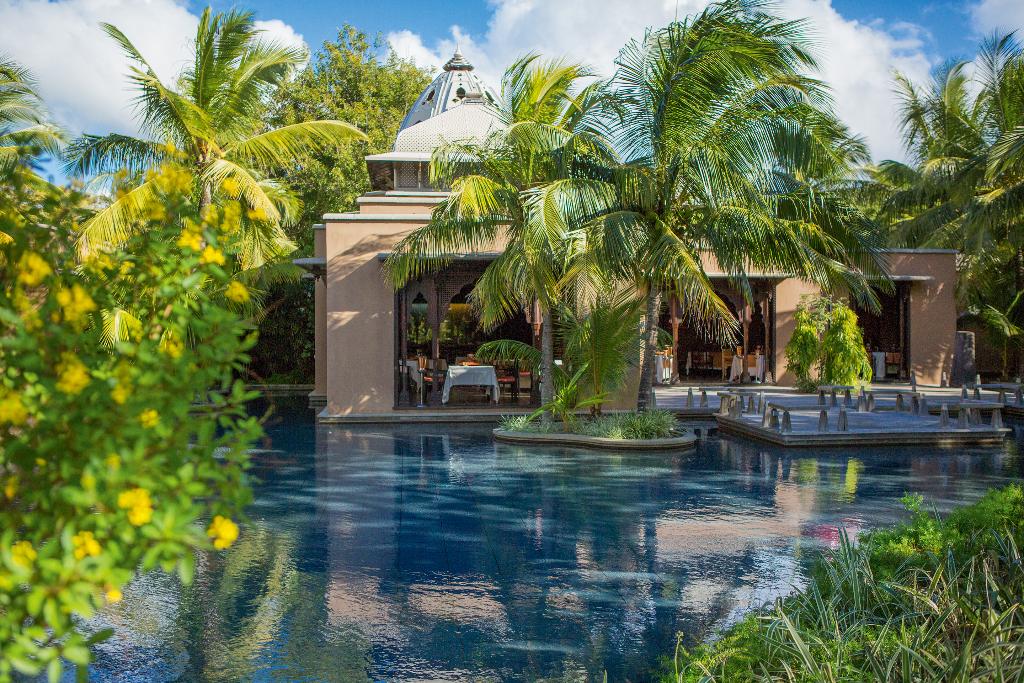 TROU AUX BICHES BEACHCOMBER GOLF RESORT & SPA - 1
