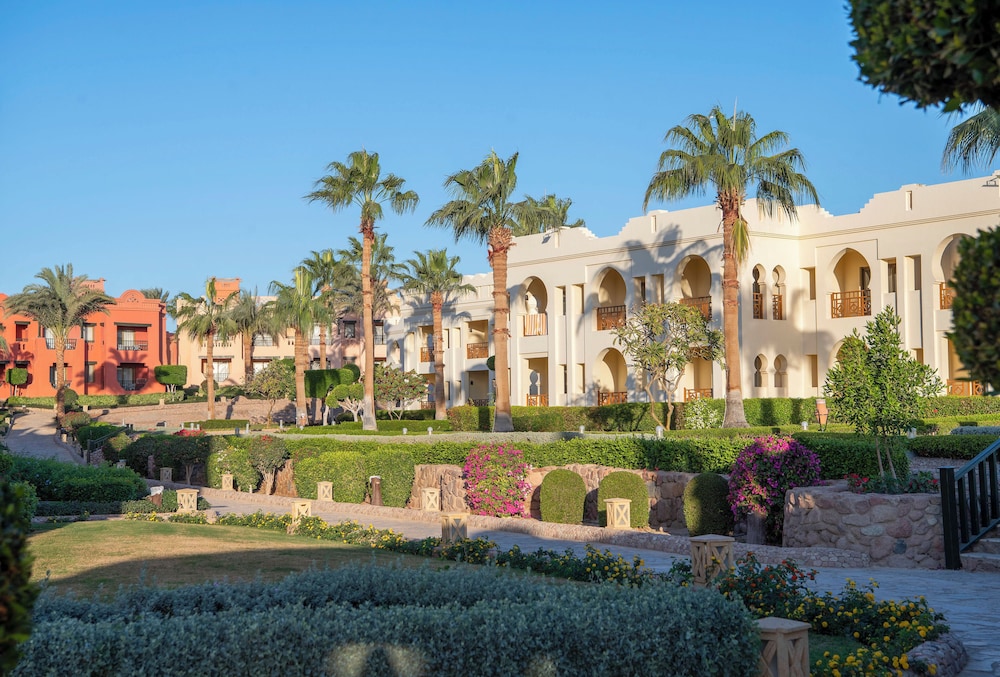 Charmillion Club Resort - 1