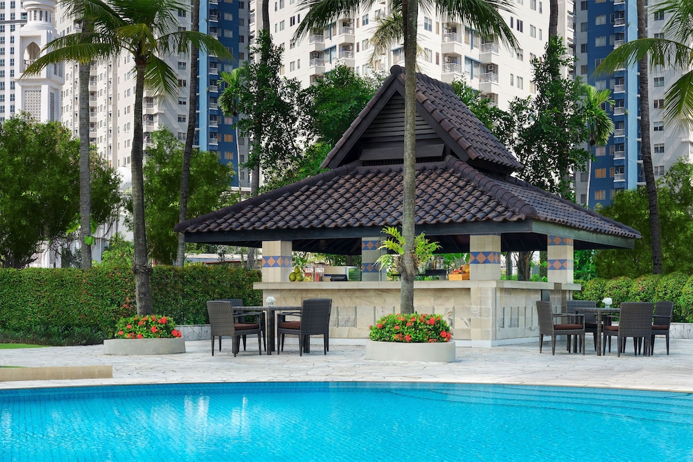 Shangri-La Jakarta - 1