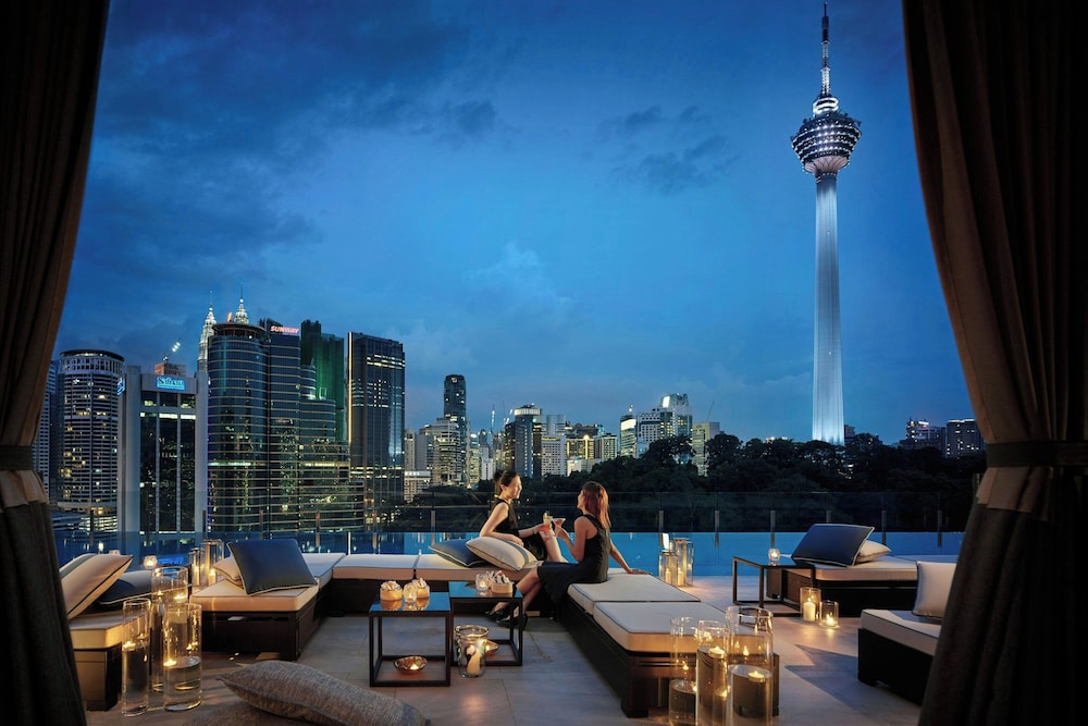 Hotel Stripes Kuala Lumpur, Autograph Collection - 1
