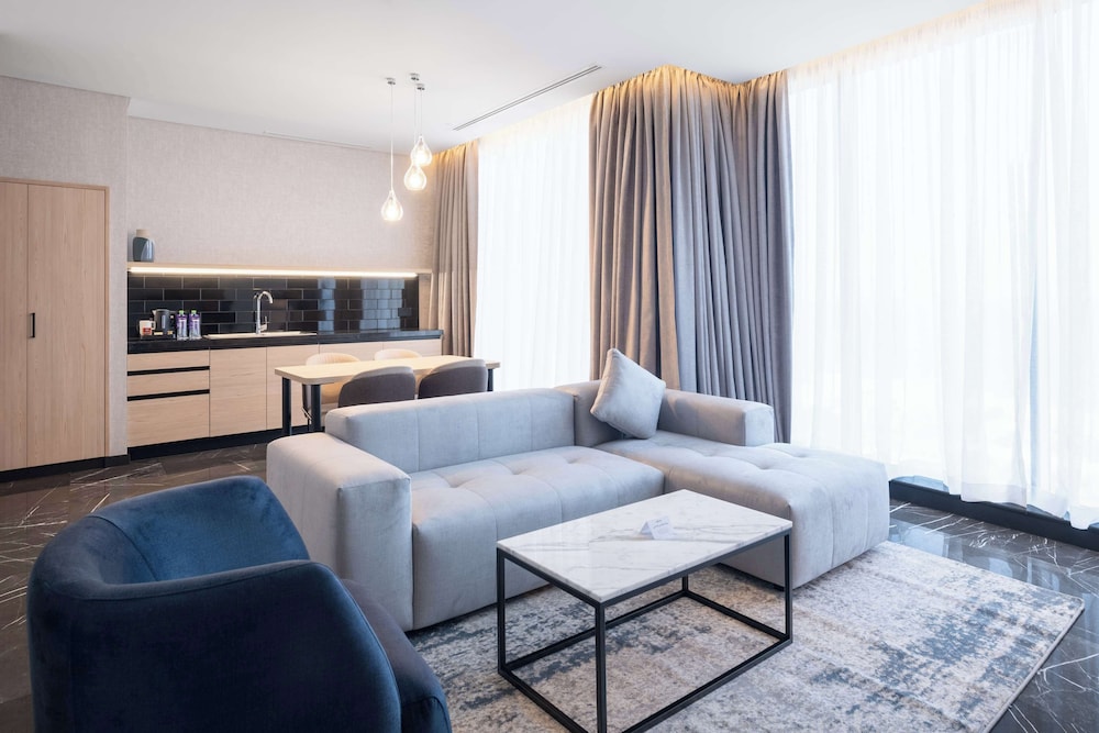 Park Inn By Radisson Hotel & Apartments Kuwait - 1