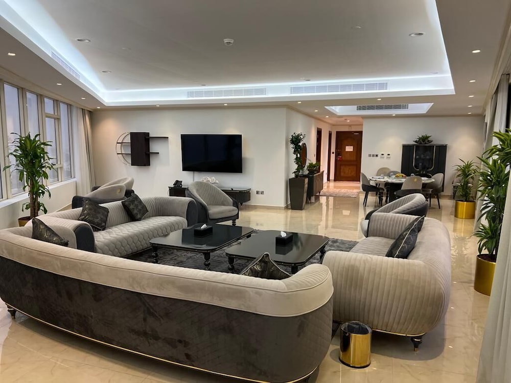 Seafront Luxury Suites Jeddah Corniche - 1